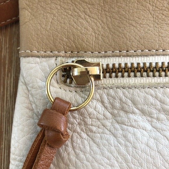 Pietro Alessandro Handbag. Light tan and white. Excellent like new condition! - Picture 9 of 16